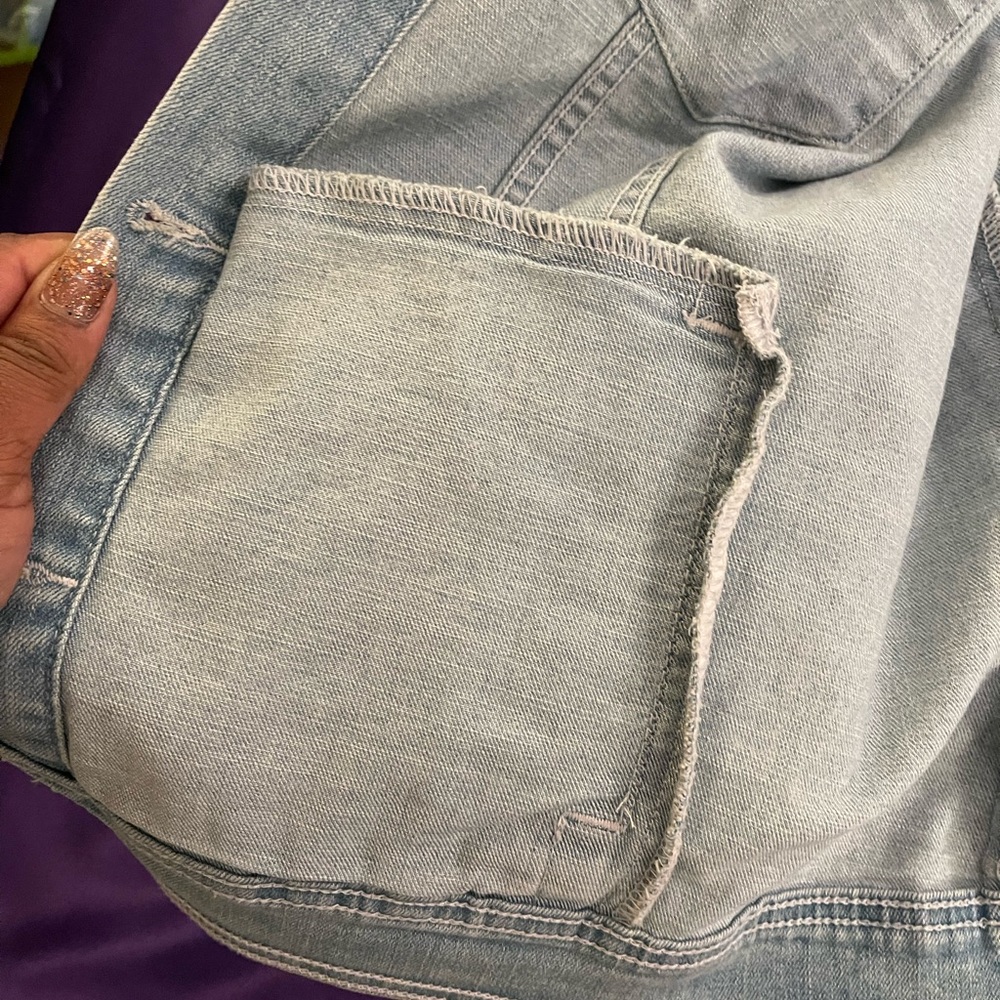 Jean Jacket - Picture 6 of 6